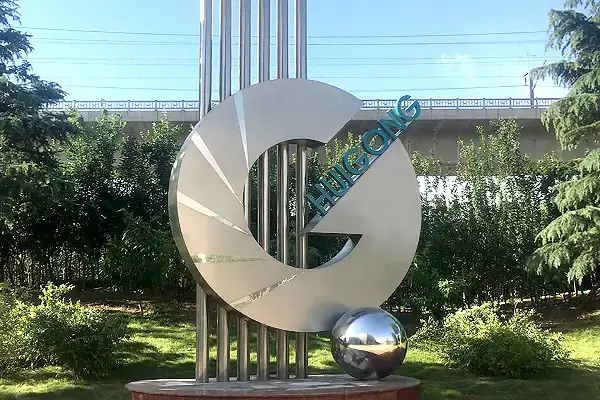 img-496-372 img-496-372