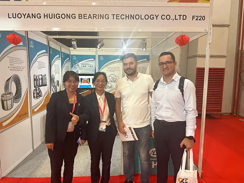 ព័ត៌មាន ៦២២-៤០៨ ព័ត៌មាន ៦២២-៤០៨